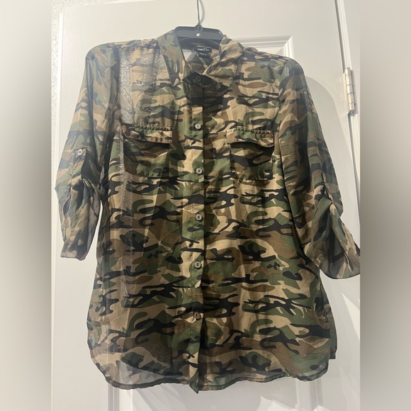 SHEER VARIETY COLORS BUTTON DOWNS - Picture 4 of 8